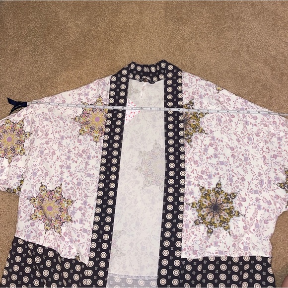 Free People Forget Me Knot Kimono - Picture 13 of 14